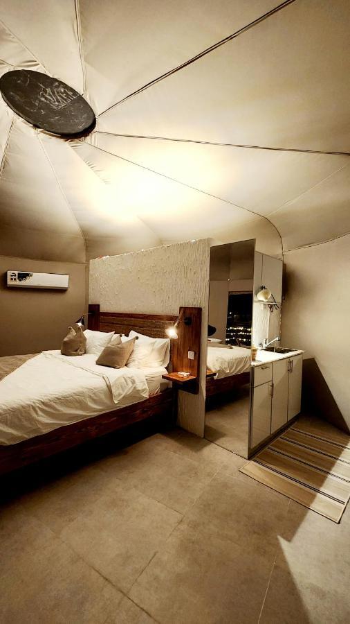 Starry Domes Desert Camp Badīyah Екстериор снимка