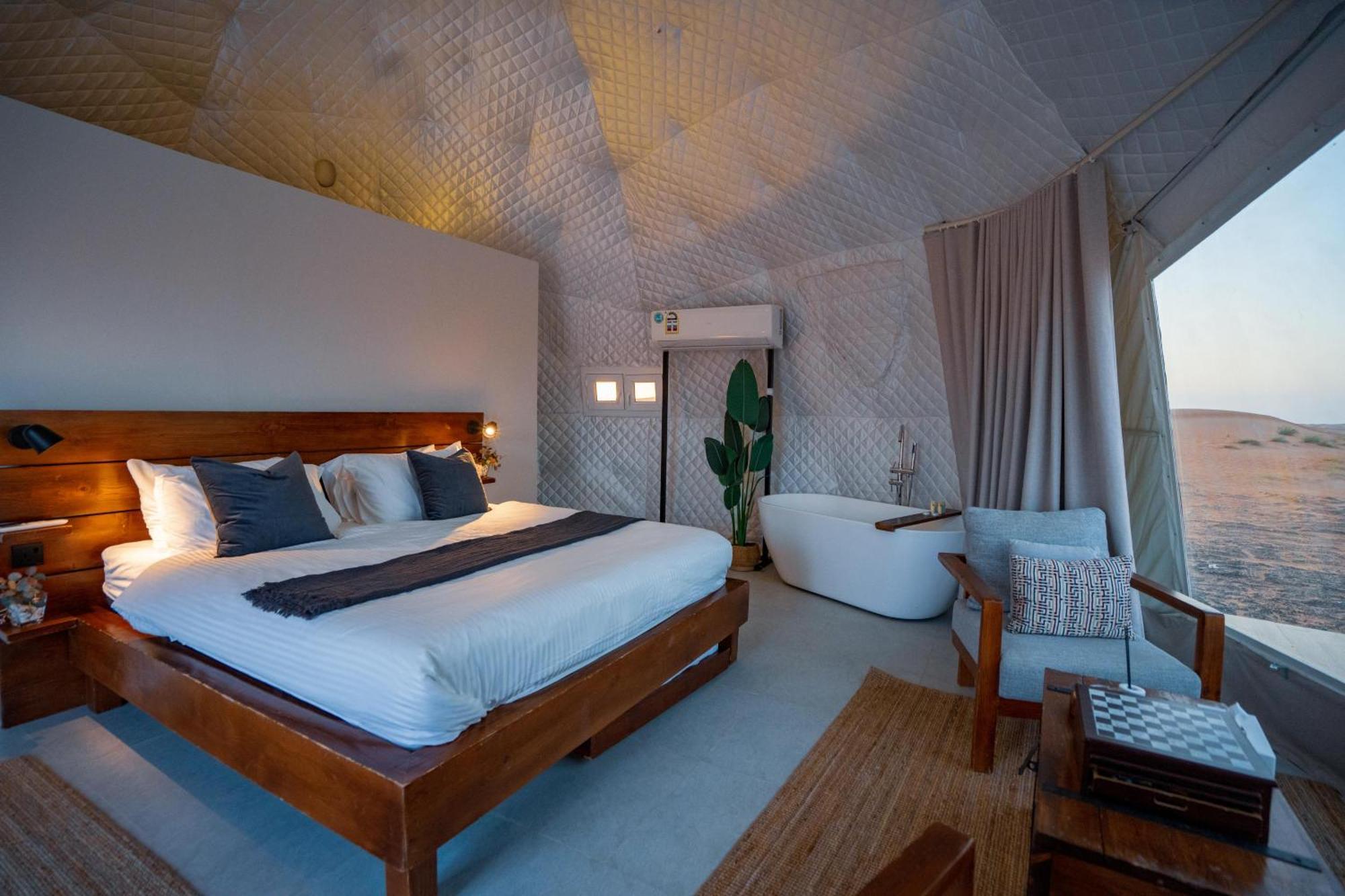 Starry Domes Desert Camp Badīyah Екстериор снимка
