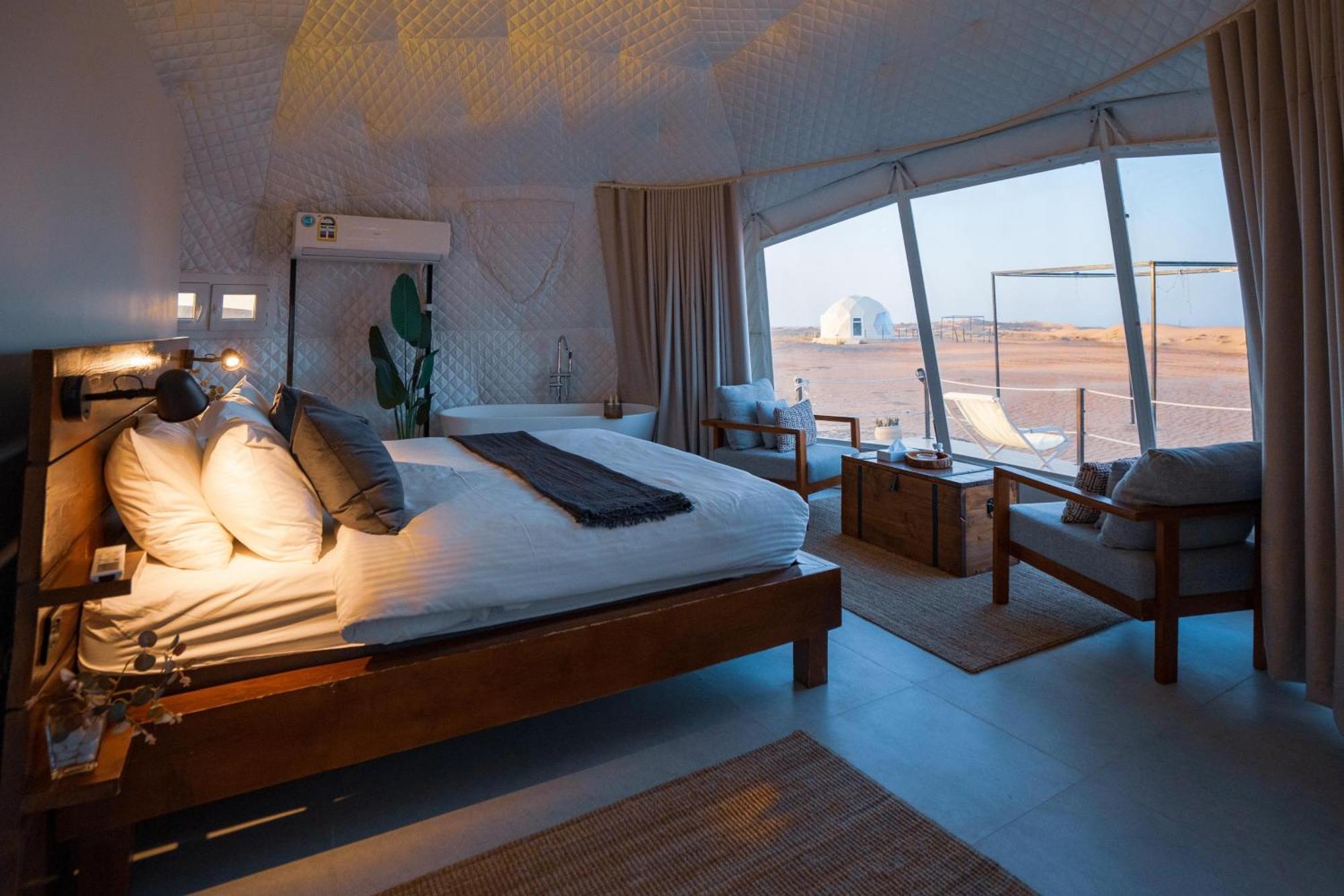 Starry Domes Desert Camp Badīyah Екстериор снимка